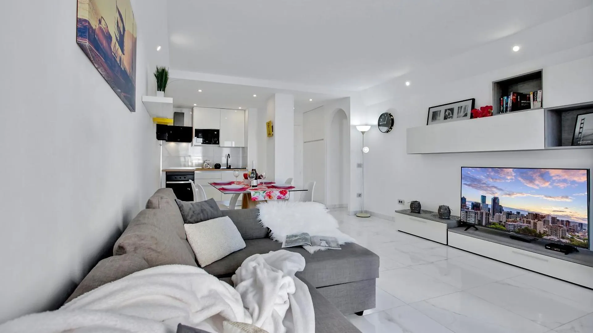 Paradise Luxury Apartment Playa Paraiso  Spagna