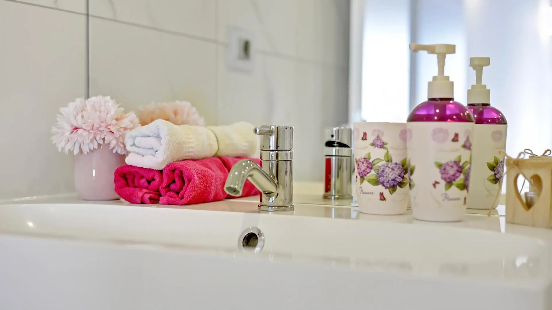 Paradise Luxury Apartment بلايا بارايسو 0*,  إسبانيا